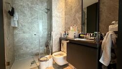 OUE Twin Peaks (D9), Condominium #495816381